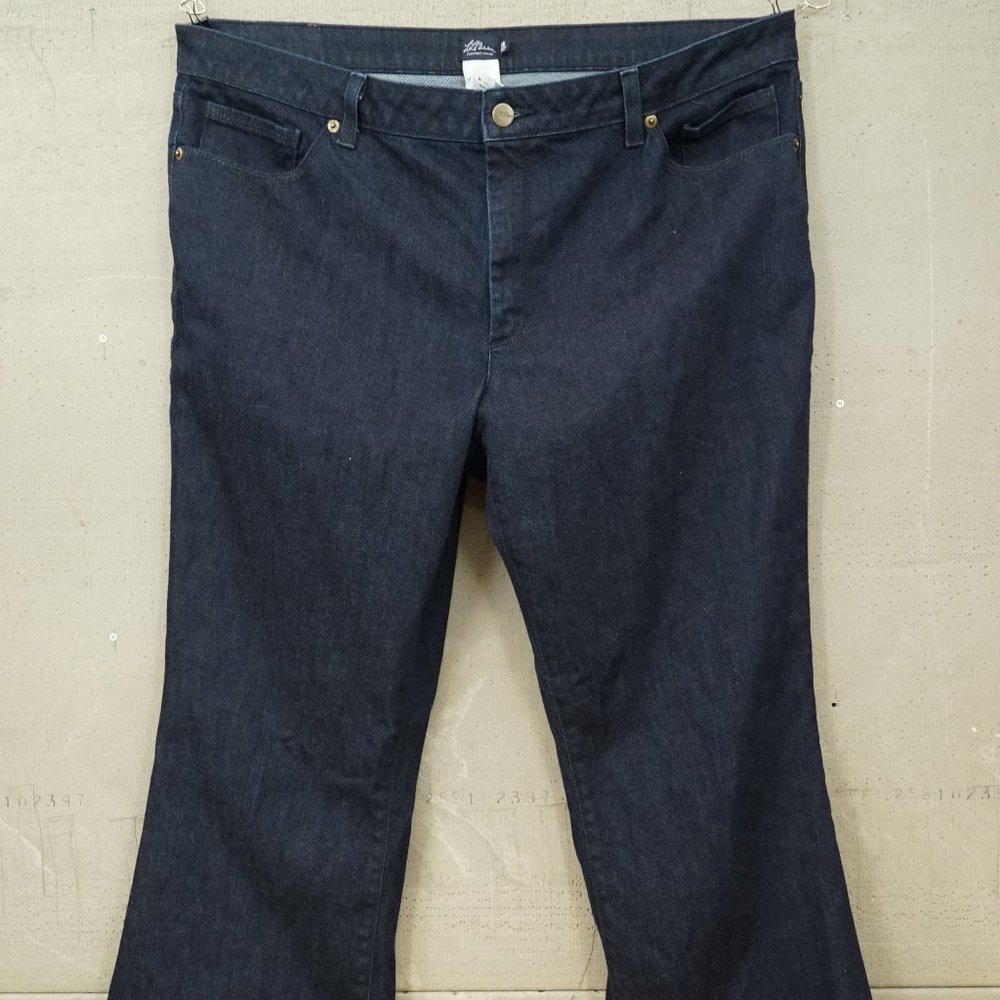 LL Bean Dark Blue Denim Jeans Ladies Size 18 Bootleg Slight Flare